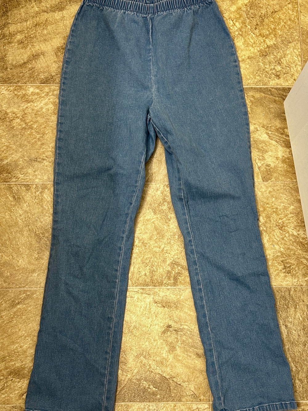 Vintage Denim & Co Elastic Waist Straight-Leg Denim Pants